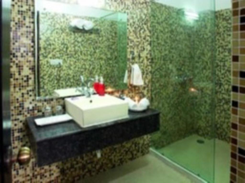 Rishikesh Inn By One Hotels Rishīkesh Zewnętrze zdjęcie